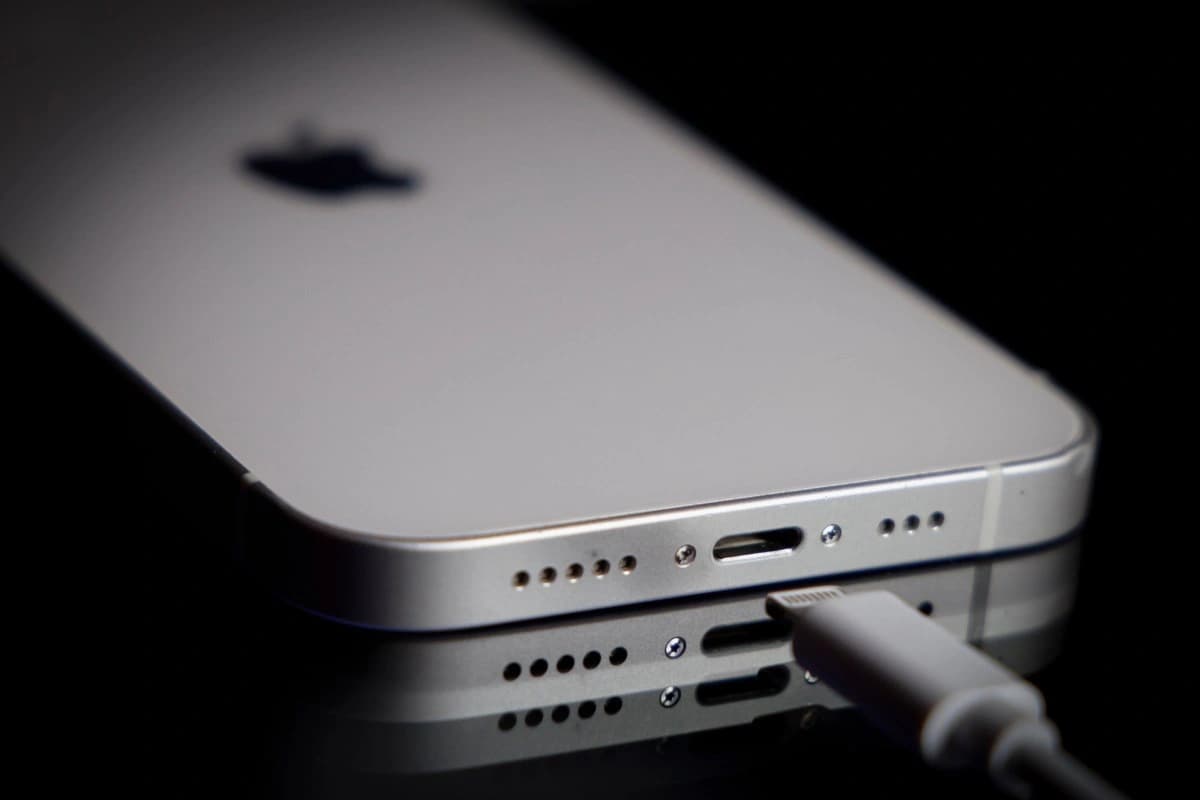 Apple e Klarna lançam programa de leasing de iPhones e Macs