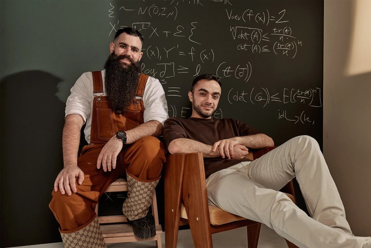 Fundadores da Enigma — startup de controle intuitivo de robos
