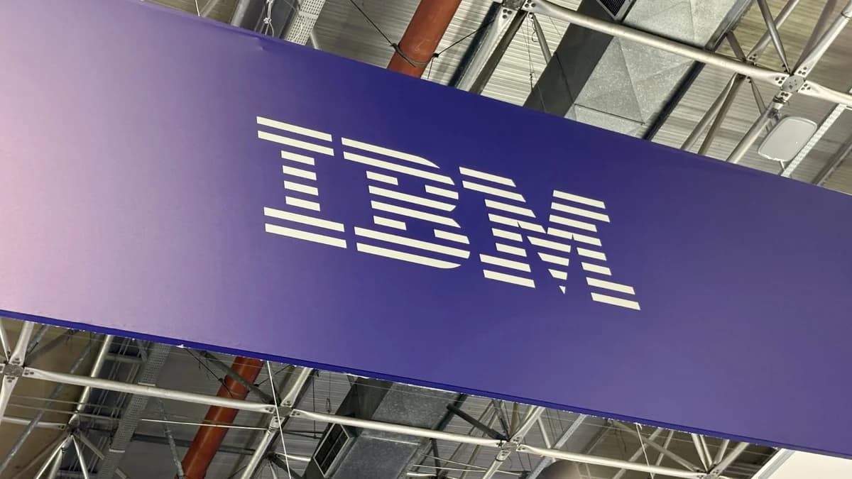 Computador quântico IBM com demonstração de vantagem quântica