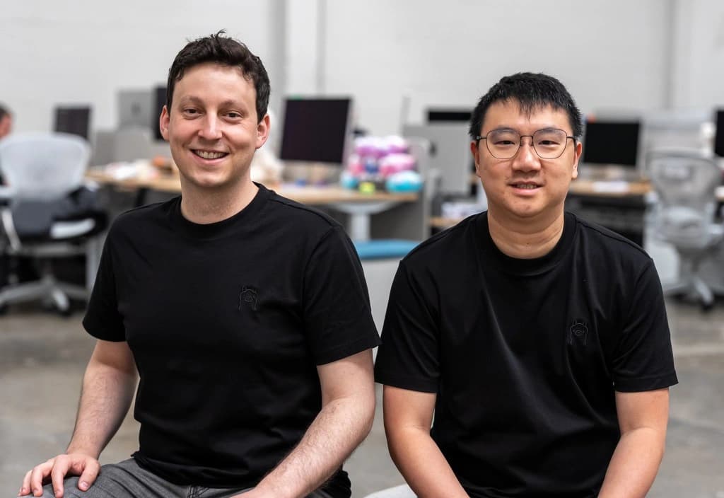 Jeff Morgan e Michael Chiang, fundadores da Ollama, ferramenta de IA local para desenvolvedores
