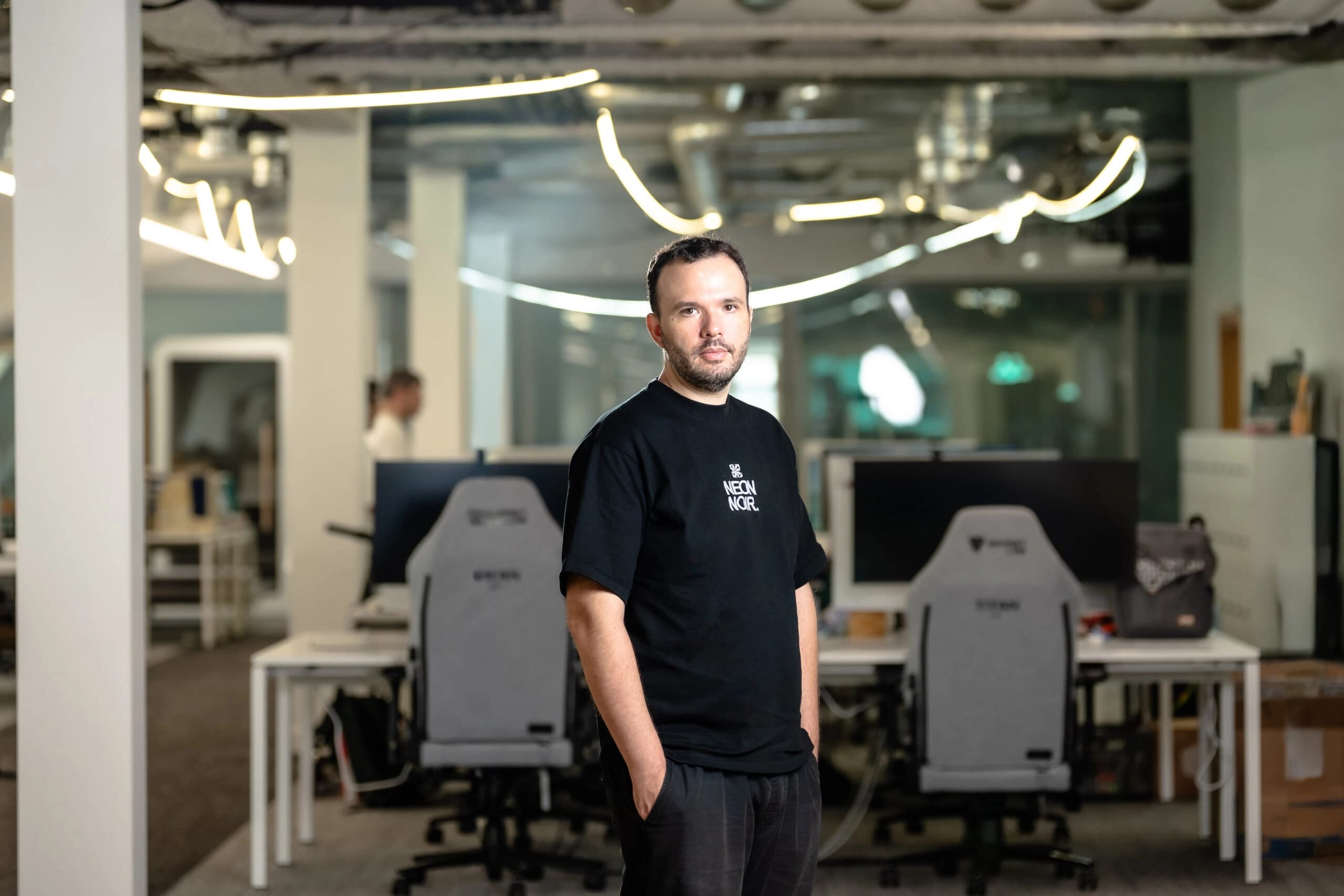 Startup francesa ZML lança ferramenta gratuita para acelerar a inferência de IA em qualquer chip